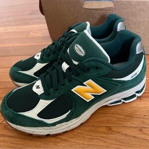 SOLD NWT New Balance 2002 green and white trainers. NB green 2002r sneakers.